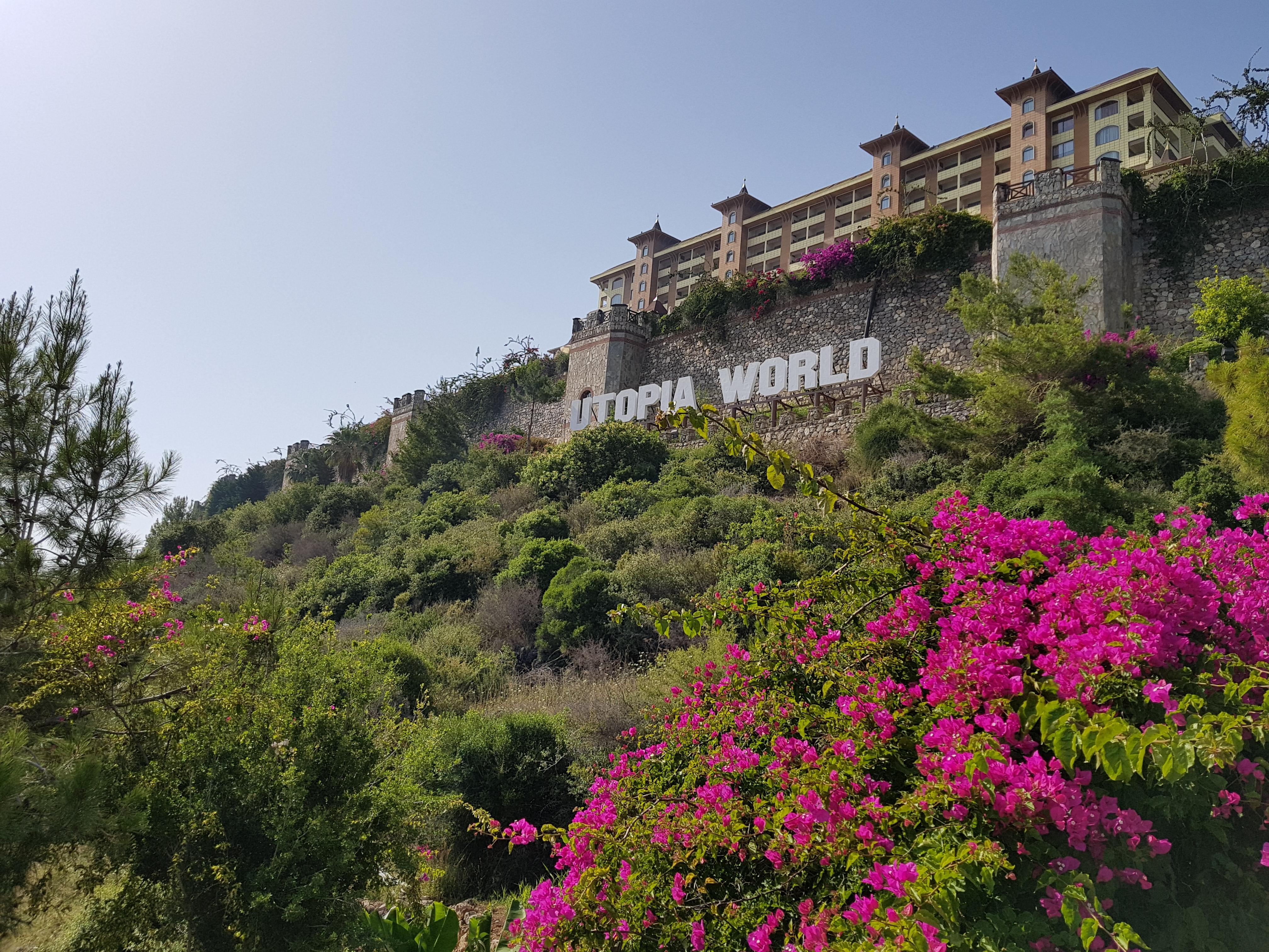 קרגיג'ק Utopia World מראה חיצוני תמונה